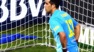 Veja mais ideias sobre claudio bravo, goleiro, barcelona. Claudio Bravo Welcome To Manchester City Best Saves Fc Barcelona 2014 15 Hd Youtube