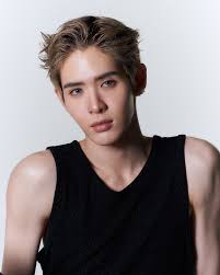 James Su's Instagram, Twitter & Facebook