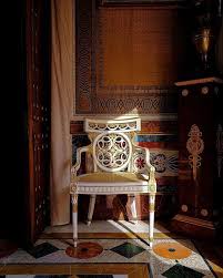 Hola fui a comprar un sofa relax de liquidacion y al final me traje tambien un colchon de muelles el trato perfecto y tanto el sofa como el colchon perfectos gracias por todo un saludo. Feeling In A Roman Villa Saleta Del Cristo Christs Room In La Casa Del Labrador This Lavish Armchair Is From Charl Chair Roman Villa Source Of Inspiration
