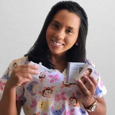 Débora Lemos Furo De Orelha Humanizado