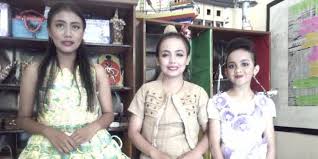 8 dekorasi kamar dari barang bekas untuk kamar lebih indah. Siswa Smpn 23 Sulap Karung Goni Jadi Busana Apik Malangvoice