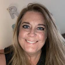 Lidia Granger's Instagram, Twitter & Facebook