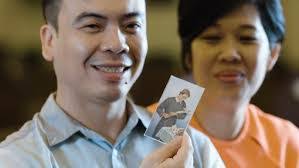 Albert Khoo's Instagram, Twitter & Facebook