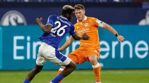 In the 30th round of the german bundesliga, arminia at home takes schalke. 2020 2021 Bundesliga 13 Fc Schalke 04 Dsc Arminia Bielefeld Fussball Schalke 04