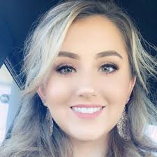 Kari Thorn (@Ayyo_Kari)