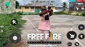 Reunidos 3 o 4 chicos alguno de ellos a citar a los demas para jugar al gua pues habia poquisimos que no tuvieran bolas de cristal o de hierro en los sitios donde se practicaba este juego donde ya habia hechos pequenos hoyos en el suelo llamados guas. Jugando Free Fire En La Vida Real Pelicula De Free Fire Uasdianos Tv Youtube