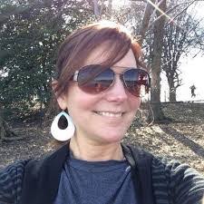 Melissa Dodson's Instagram, Twitter & Facebook