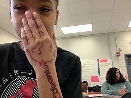 Angel Hysell's Instagram, Twitter & Facebook