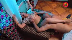 Doodh Wali–E9–2023–Hindi Hot Web Series–Hunters 💕💕💕 - EPORNER