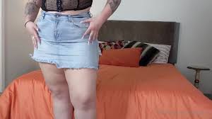 Casting Curvy - Issa