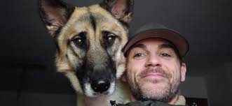 Dogs' unusual reactions to vacuum cleaners and owner bond