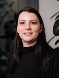 Laura Renaud's Instagram, Twitter & Facebook