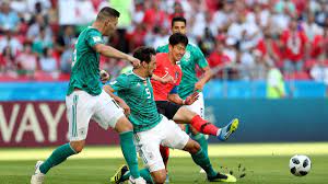 93′ impresa disperata per la germania che deve fare due gol 95′ colpo di testa di hummels su assist di muller ma palla alta sopra la traversa! Le Pagelle Di Corea Del Sud Germania 2 0 Nei Tedeschi Si Salva Solo Hummels Son E Jo Trascinatori Eurosport