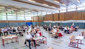 Johannes kepler university linz altenberger straße 69 4040 linz, austria. Abitur 2020 Diese Schuler Aus Pforzheim Und Der Region Gehen Nun Mit Dem Zeugnis In Richtung Zukunft Startseite