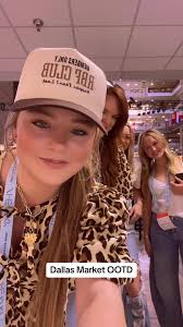 How to Dress in Dallas