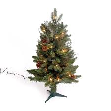 Amazon Com Gki Bethlehem Lighting 2 Foot Green River Spruce Christmas Tree Pre Lit Cool Christmas Trees Spruce Christmas Tree Best Artificial Christmas Trees