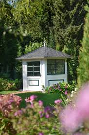 Ein Optisches Highlight Fur Jeden Garten Der Klassische Achteckige Tee Pavillon Holzbau Nagelplattenbinder Bau