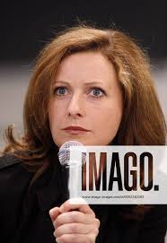 Moderatorin Leo Busch beim Medienforum NRW in