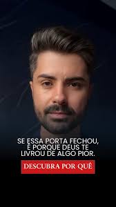 Nem toda porta que fecha é uma perda… às vezes, é Deus livrando você de  algo que lá na frente te destruiria., Confia no tempo e no cuidado de  Deus., Ele nunca erra., Comenta EU CONFIO aqui embaixo e ...