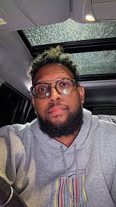 Sharonda Tate's Instagram, Twitter & Facebook