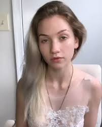 Elizabeth Robert (@elizabethrobertmodel) • Instagram photos and videos