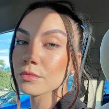 Logan DeLeon (@luvlo.xo) • Threads, Say more