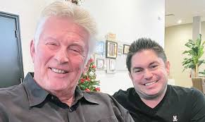 White Christmas' opens at Broadway Palm