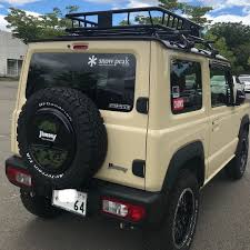 スペアタイヤ外すか変えるか ずっと悩んだ結果 bf goodrichに取替え 見た目重視でホワイトレターが見えるように組み込んでもらいました 結果満足してます 新型ジムニー jimny suzukijimny jb64 ジムニーシエラ 新型ジムニー ジムニー ja11