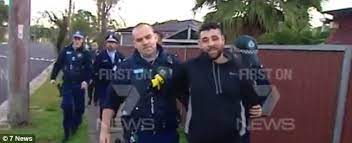 A man has died following a shooting in sydney's cbd on thursday night. Sydney Man Shot On Francis Street In Fairfield On Tuesday As Police Hunt For Gunman Daily Mail Online