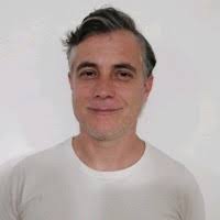 8 perfiles de «Guillermo Prada»