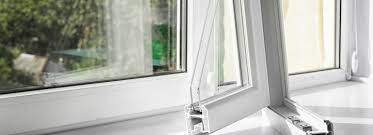 Pour un confort supplémentaire, le verre double vitrage réduit les sensations de froid lorsque l'on s'en approche et est moins propice à retenir la buée qu'un simple vitrage. Prix D Une Fenetre Double Vitrage Cout Moyen Tarif De Pose Prix Pose