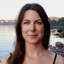 Megan Robinson's Instagram, Twitter & Facebook