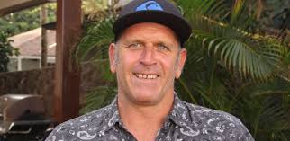 ingles-martin-potter -unico-campeao-mundial-de-surfe-sem-ser-americano-ou-australiano-1418691719580_615x300.jpg