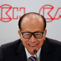 How Li Ka-shing, Hong Kong's tycoon 'Superman,' went from friend of China  to punching bag