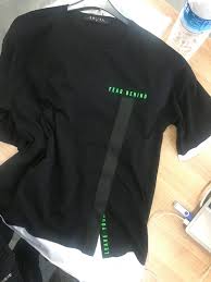 Thị Mỹ Hạnh Nguyễn Adli Kullanicinin Mens T Shirt Panosundaki Pin Erkek Giyim Erkek Tisort Lacoste