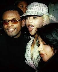 Aaliyah, Lil Kim & Carl Thomas at his debut album release party ✨🍾 (2000)