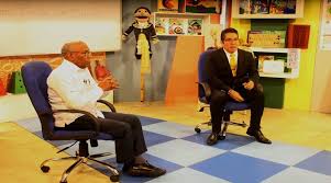 .está estudiando una modalidad para aplicar el regreso a clases presenciales en venezuela. Ministro Isturiz Venezuela Solo Suspendio Clases Presenciales Y Activo Programa Cada Familia Una Escuela