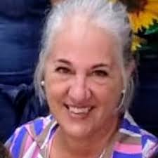 O meu nome Eduardo Varanda. Muitos de vocês (+1milhão) conhecem-me como  Portugal cool. Através do meu olhar, pretendo divulgar a beleza dos locais  que visitei. A toda a comunidade um muito obrigado.