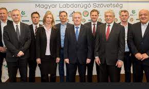 Változtak a téli átigazolási időszak dátumai. Jol Nezze Meg Milyen Boldognak Tunnek Az Mlsz Fejesei Hajdupress Hu