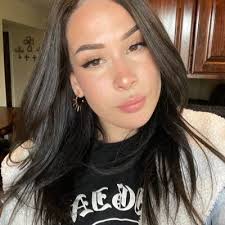 Lexie Skye (@lexieskye)