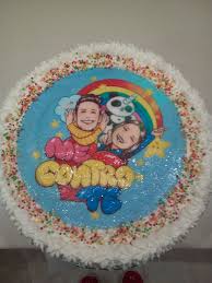 Torta Me Contro Te Torte Di Compleanno Feste Di Compleanno A Tema Dolci Di Compleanno
