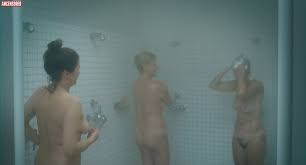 Naked Charlotte Heinimann in Vakuum < ANCENSORED