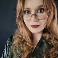 Layla Moore's Instagram, Twitter & Facebook