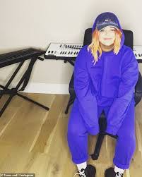 However, some of her online profiles also showed her birth date as 1993. Nisf3xegga Gfm