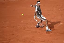 Déjà en huitième de finale de l'open d'australie en janvier, l'américaine, 51e joueuse mondiale, s'est qualifiée lundi pour son premier quart de finale en grand chelem en balayant l'espagnole aliona bolsova. Roland Garros 2019 Federer Defiera Nadal En Demi Finale