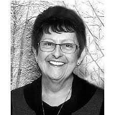 Crystal Wahl's Instagram, Twitter & Facebook