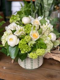 Order flowers online from interflora. These Wedding Florists Are Offering Flowers For Mother S Day Washingtonian Dc