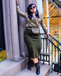 Scarletthalo Creates The Perfect Definition With The Milan Snap Skirt In Flourish Plus Size Women Plus Size Fashion Tips Plus Size Summer Outfit