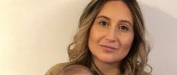 - Jeg får det samme fordomsfulle spørsmålet gang på gang. «Hvorfor ammer du  ikke barnet ditt?»