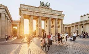 Angka dalam bahasa jerman dan pengucapannya dianggap sebagai salah satu masalah terpenting yang harus dipelajari pada awalnya untuk pelatihan bahasa jerman. 11 Tempat Wisata Di Jerman Pesona Tanah Penyair Dan Pemikir Travel Tour Brandenburg Jerman